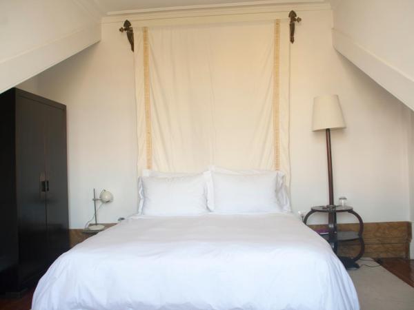 Oporto Loft : photo 1 de la chambre chambre double avec balcon