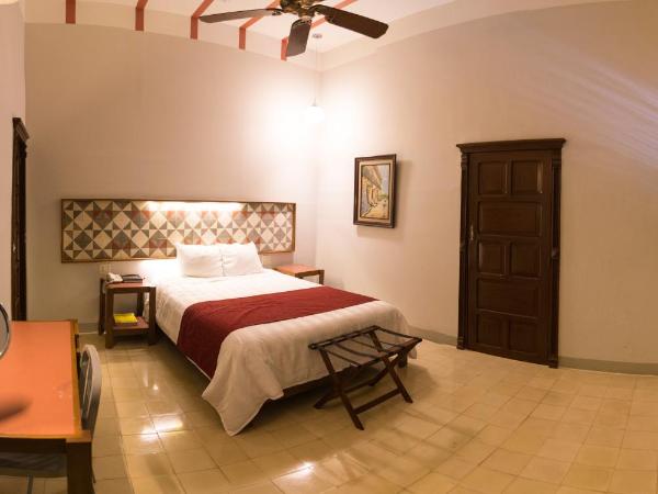 Hotel Caribe Merida Yucatan : photo 2 de la chambre chambre lit king-size