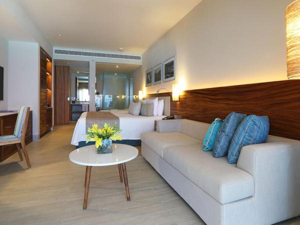 Emporio Cancun - Buy All Inclusive Option : photo 1 de la chambre suite deluxe avec lit king-size