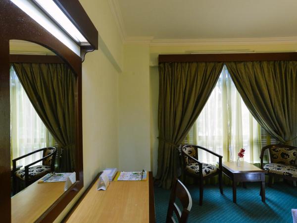 Hotel Seri Malaysia Melaka : photo 3 de la chambre chambre lits jumeaux supérieure