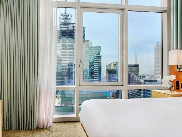 Hyatt Centric Times Square New York : photo 6 de la chambre suite king avec vue sur times square