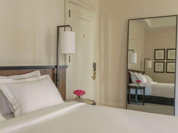 The Bellevue Hotel, in the Unbound Collection by Hyatt : photo 10 de la chambre chambre lit queen-size avec baignoire accessible aux personnes à mobilité réduite