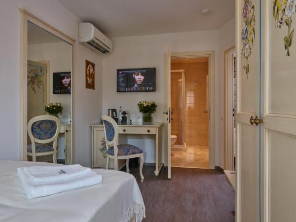 Apartment-Hotel am Rathaus : photo 2 de la chambre chambre simple deluxe