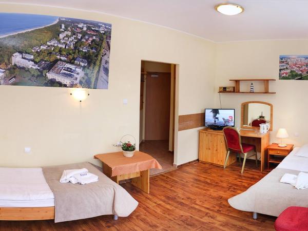 Ośrodek Wypoczynkowy Gryf II : photo 4 de la chambre chambre triple