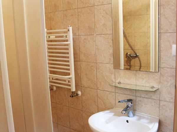 Ośrodek Wypoczynkowy Gryf II : photo 3 de la chambre chambre triple