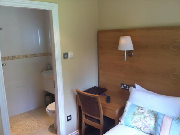 Clover Spa and Hotel : photo 5 de la chambre petite chambre double