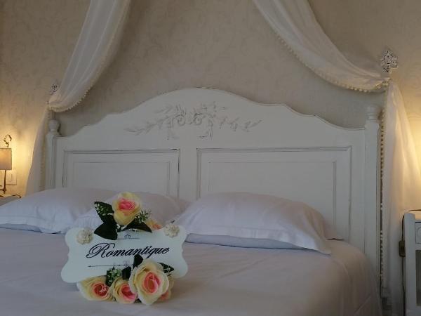 B&B Villa Blanche : photo 1 de la chambre chambre supérieure lit queen-size