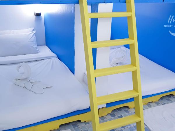 HuaHin Night Market Hostel : photo 9 de la chambre lit superposé dans dortoir mixte