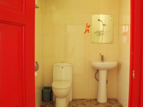 Wheat Youth Hostel Qingdao : photo 4 de la chambre chambre lits jumeaux