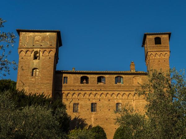 Castello Delle Quattro Torra : photo 8 de la chambre chambre double en duplex