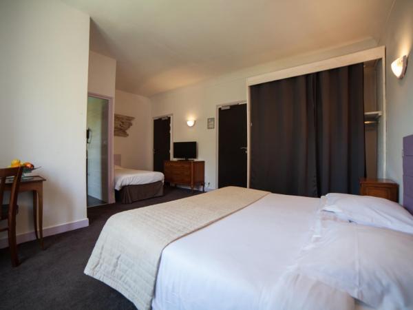 Hotel Saint Paul : photo 3 de la chambre chambre triple - côté bois 