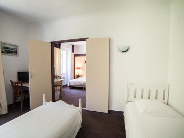 Hotel Saint Paul : photo 3 de la chambre chambre quadruple - côté bois 