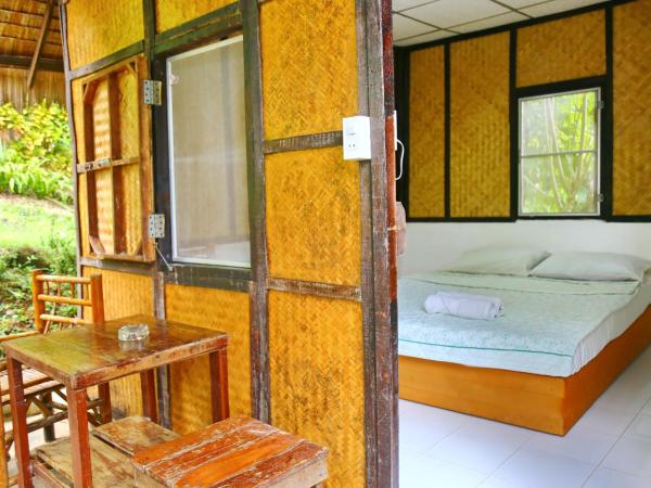TP Hut Bungalows : photo 3 de la chambre bungalow standard avec ventilateur
