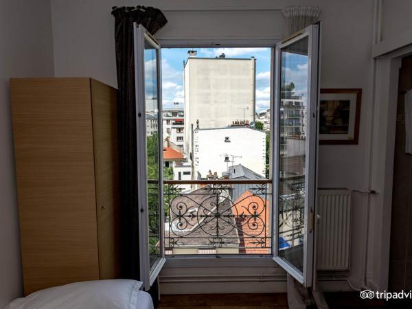 Hotel de L'Union : photo 2 de la chambre chambre double avec baignoire