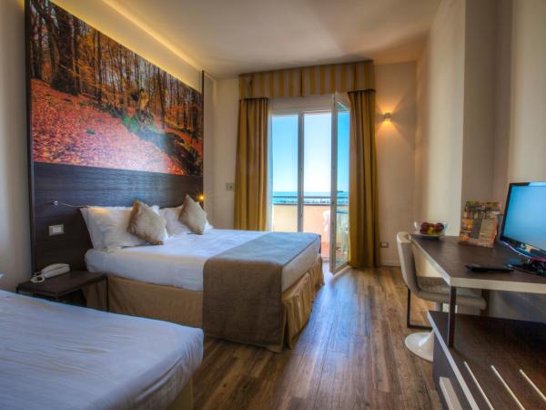 Hotel Life : photo 3 de la chambre chambre triple supérieure