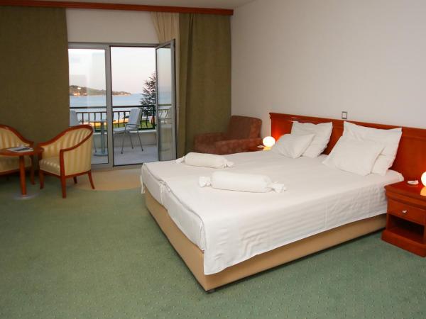 Hotel Villa Radin : photo 5 de la chambre  chambre double deluxe plus avec balcon - vue sur mer