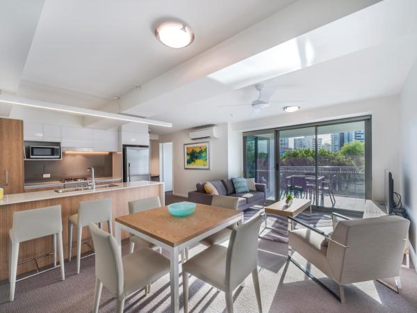 Link Portside Wharf Apartment Hotel : photo 1 de la chambre one-bedroom queen bed apartment