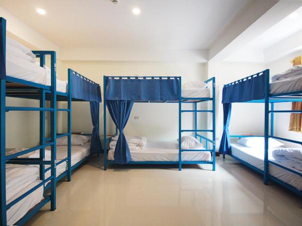 Happy Hostel : photo 1 de la chambre lit dans dortoir mixte de 8 lits 