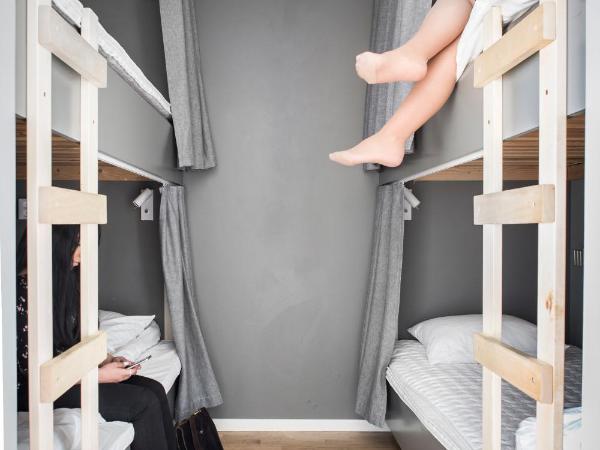 Linnéplatsens Hotell & Vandrarhem : photo 3 de la chambre lit superposé dans dortoir pour femmes