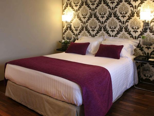 Apartosuites Jardines de Sabatini : photo 8 de la chambre studio double ou lits jumeaux