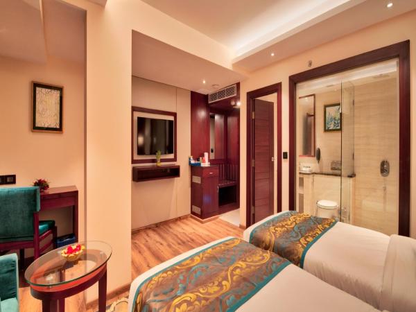Golden Tulip Essential Jaipur : photo 3 de la chambre superior twin room (1+1 happy hour from 11am - 6pm) 