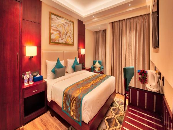 Golden Tulip Essential Jaipur : photo 2 de la chambre standard double room (1+1 happy hour from 11am - 6pm) 