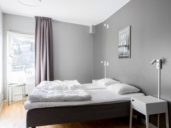 Linnéplatsens Hotell & Vandrarhem : photo 3 de la chambre chambre double Économique avec salle de bains commune