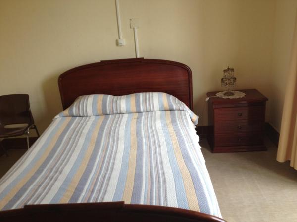 Verde Esperança : photo 1 de la chambre chambre lits jumeaux avec salle de bains commune