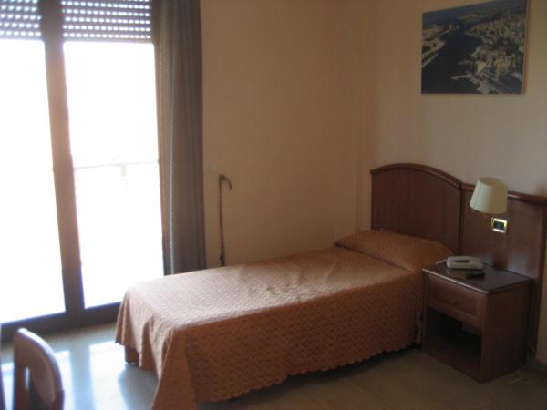 Campus Hotel : photo 2 de la chambre chambre simple avec balcon