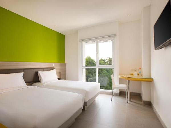 Amaris Hotel Darmo Surabaya : photo 1 de la chambre chambre lits jumeaux smart