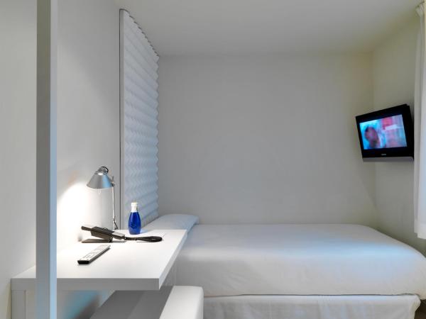 Urban Sea Hotel Atocha 113 : photo 4 de la chambre chambre simple