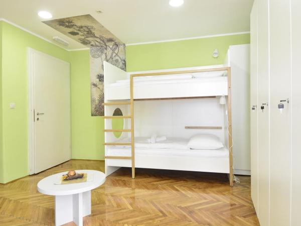 Hostel Sv. Lovre : photo 3 de la chambre lit dans dortoir mixte de 8 lits