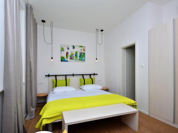 Bonum Rooms : photo 1 de la chambre chambre double - vue sur jardin