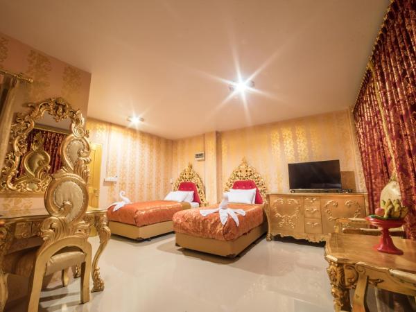 Nakaraj Princess Chiang Rai - Walking Street : photo 3 de la chambre suite familiale