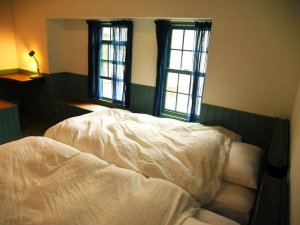 CoBo Hostel : photo 3 de la chambre petite chambre double