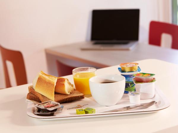 Première Classe Tarbes - Bastillac : photo 3 de la chambre chambre double