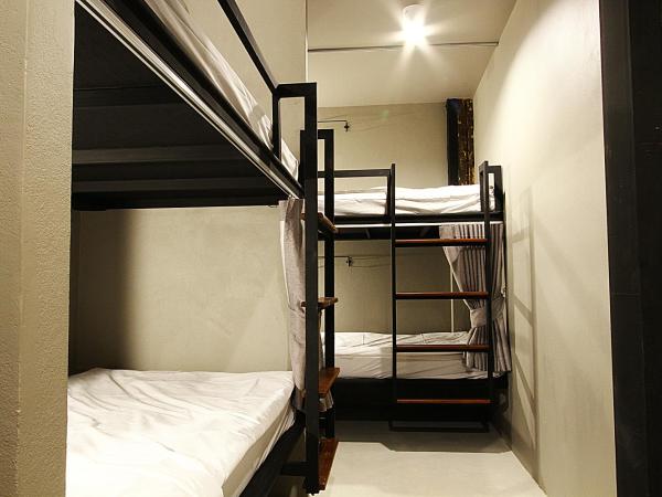 Here Hostel Bangkok : photo 6 de la chambre lit dans dortoir mixte de 6 lits