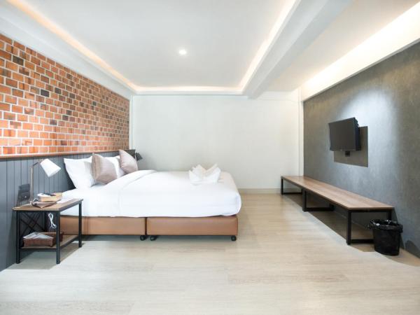 The Old City Wall Inn : photo 3 de la chambre chambre double deluxe avec balcon