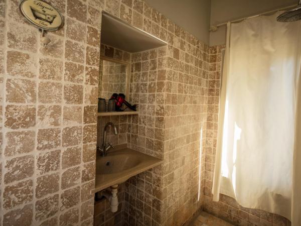 Château le Bouïs : photo 9 de la chambre suite - vue sur parc