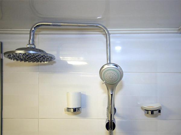 Crib 49 Guesthouse - Foreigner only : photo 7 de la chambre chambre triple