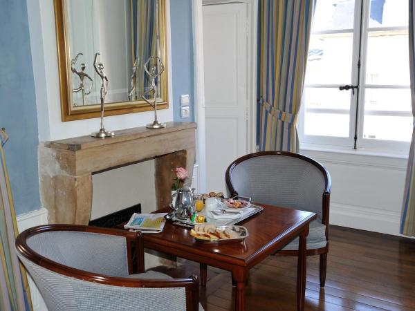 Hotel D'haussonville : photo 4 de la chambre suite supérieure haussonville