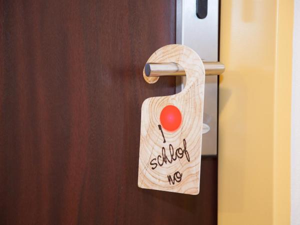 Hotel Edel Weiss : photo 1 de la chambre grande chambre double 