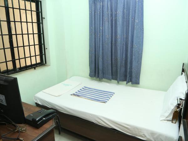 Star Residency : photo 1 de la chambre chambre simple avec salle de bains