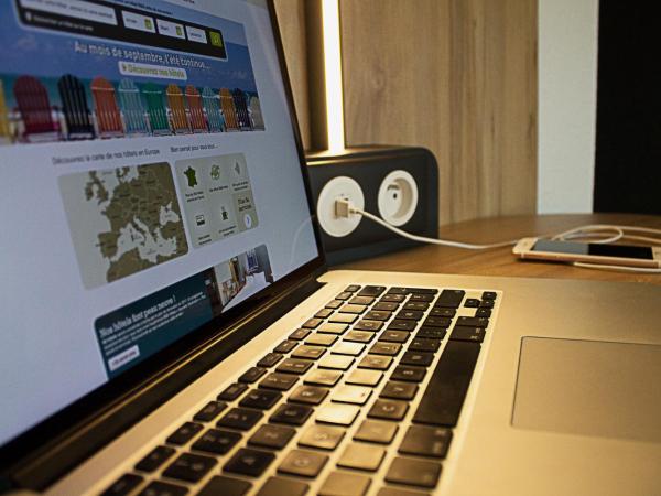 B&B HOTEL Lille Centre Grand Palais : photo 10 de la chambre chambre simple