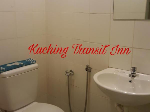 Kuching Transit Inn : photo 5 de la chambre double room (with window)