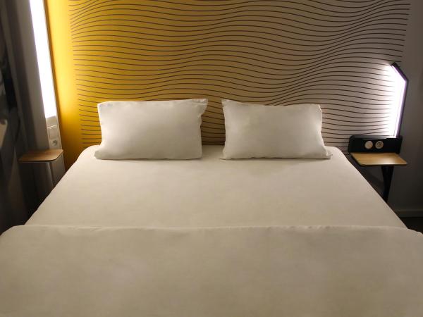 B&B HOTEL Lille Centre Grand Palais : photo 9 de la chambre chambre simple