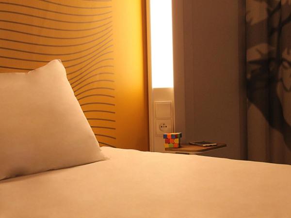 B&B HOTEL Lille Centre Grand Palais : photo 8 de la chambre chambre simple