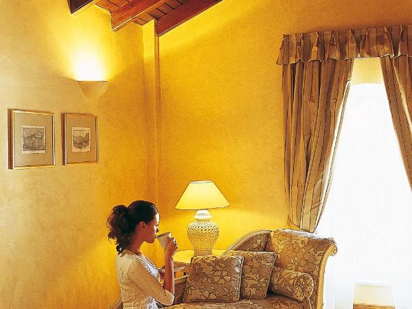 Siora Vittoria Boutique Hotel : photo 8 de la chambre suite avec vue sur la forteresse