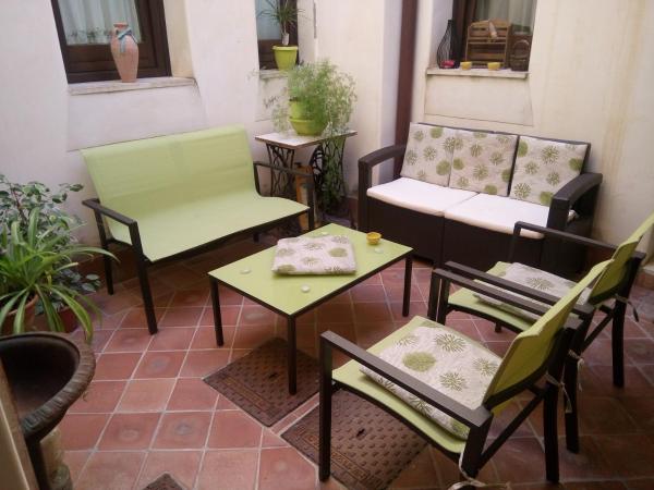 Casa Antioco B&B : photo 3 de la chambre chambre double