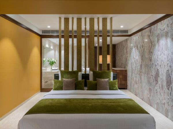 Hotel Lakend : photo 4 de la chambre suite junior avec balcon